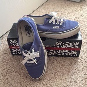 Navy vans